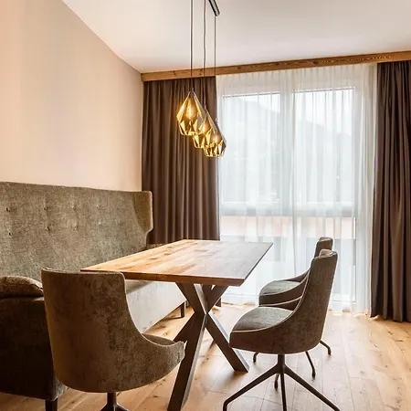 Modern Holiday With 2 Bedrooms In Fuegen