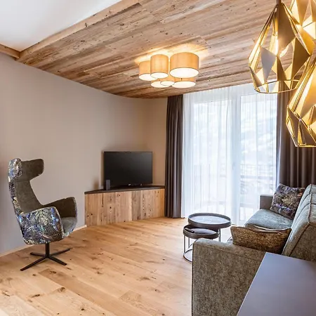 Modern Holiday With 2 Bedrooms In * Fuegen