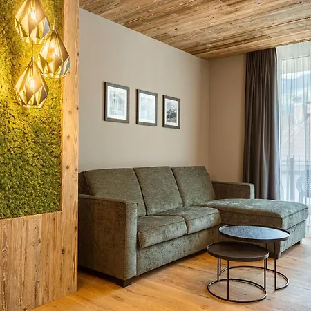 Modern Holiday With 2 Bedrooms In Fuegen